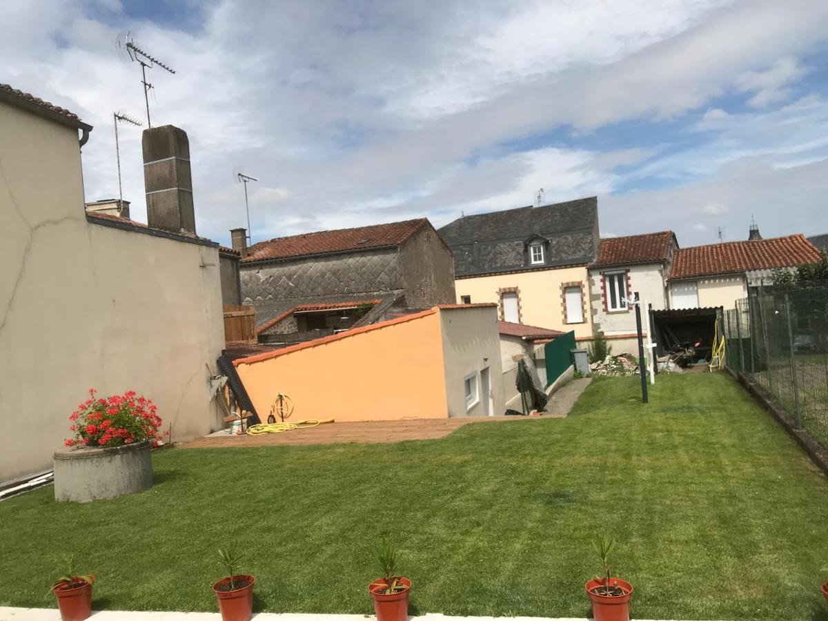 La Gaubretiere Les Gites De La Frerie מראה חיצוני תמונה